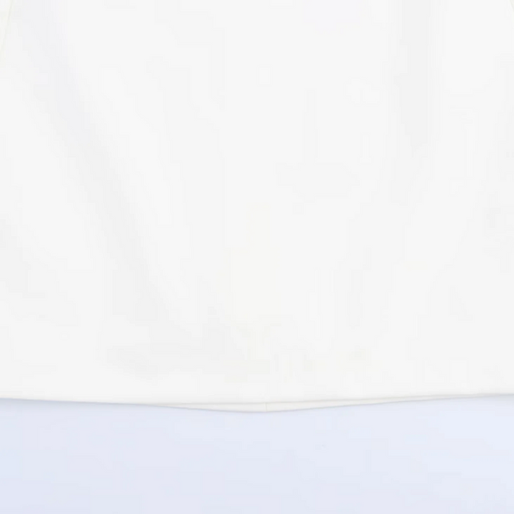 Anika | Weißes Mini-Kleid mit Neckholder und schulterfreiem Design