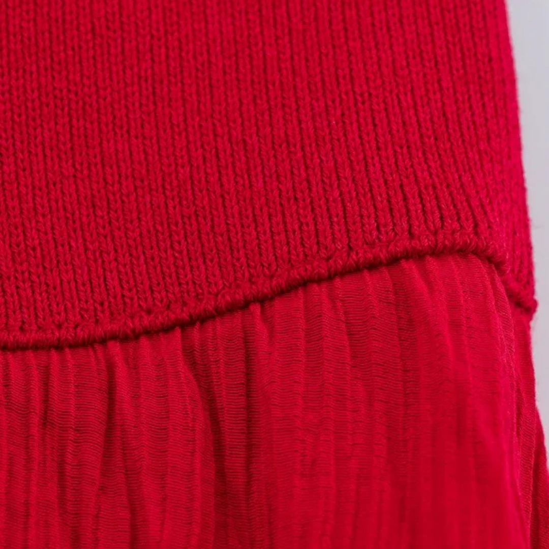 Birgit |  Plissiertes, ärmelloses Sommerkleid mit Patchwork-Design für Strand und Alltag