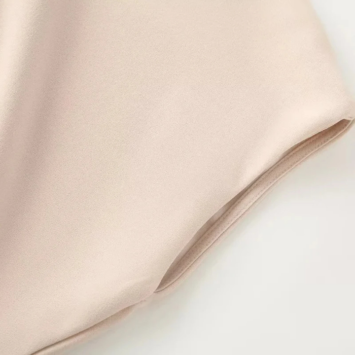Katrin | Schickes Rüschenkleid – Ärmelloses Sommer-Midikleid für elegante Partys
